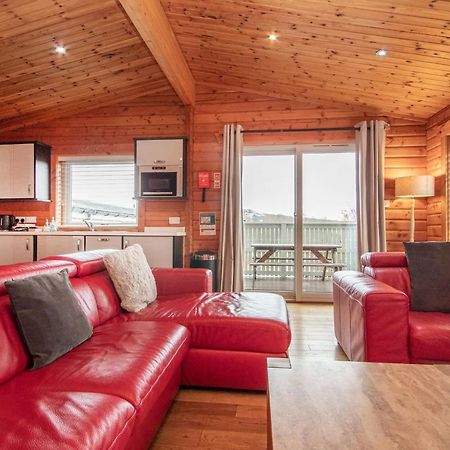 Aviemore Lodges Exterior photo